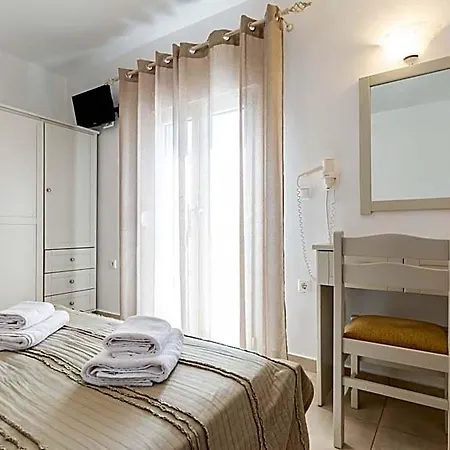 Hotel Farma Agia Anna (Naxos)