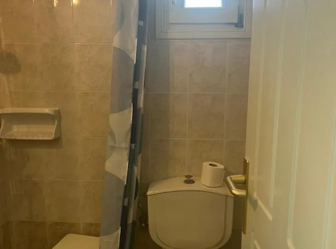 Farma Hotel Agia Anna (Naxos)