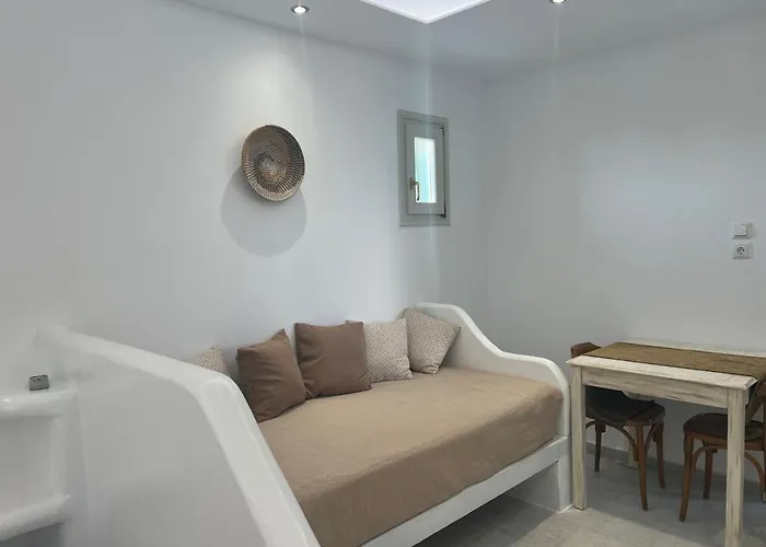 Farma Hotel Agia Anna (Naxos)