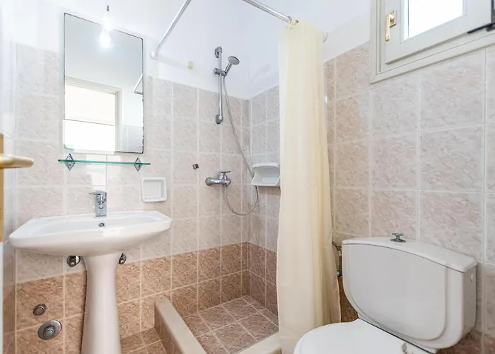 Farma Hotel Agia Anna (Naxos)